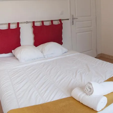 ベッド・アンド・ブレックファスト Chateau De Christina - Bed & Breakfast スダン