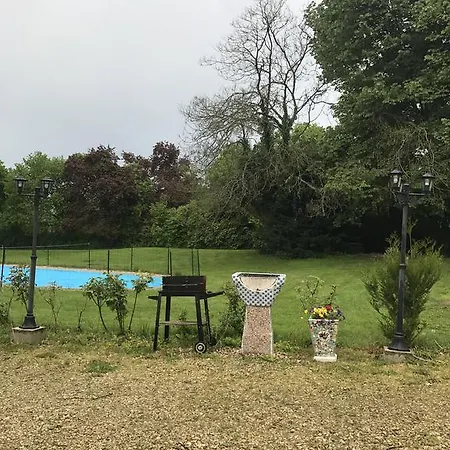 Chateau De Christina - Bed & Breakfast * スダン
