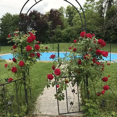 Chateau De Christina - Bed & Breakfast