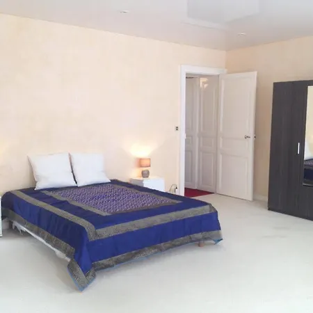 Chateau De Christina - Bed & Breakfast *