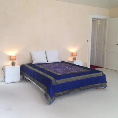 Chateau De Christina - Bed & Breakfast ベッド・アンド・ブレックファスト